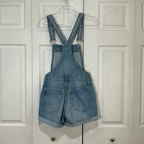 🖤 BDG Denim Overall Shorts - 00 / 24 - Picture 4 of 6